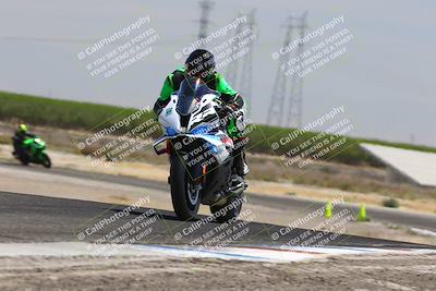 media/Aug-03-2025-TrackDaz (Sun) [[bf4a71acf9]]/B Group/1220pm (Wheelie Bump)/